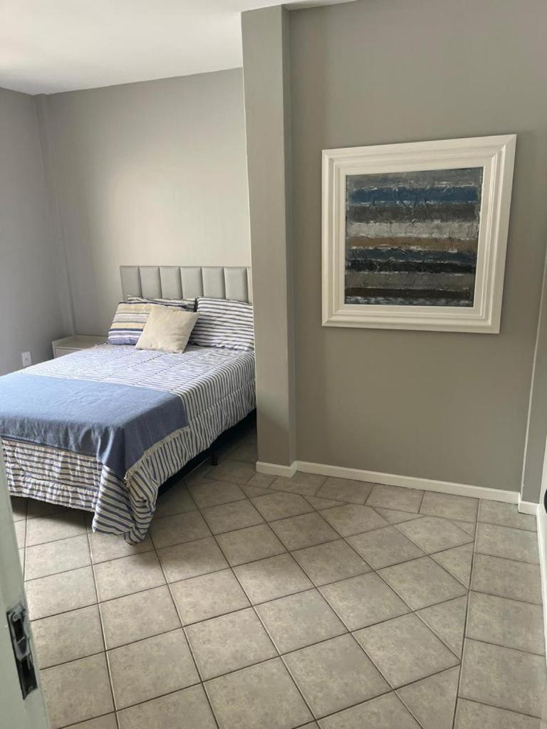Apartamento Na Melhor Localizacao Da Meia Praia Itapema Exterior photo
